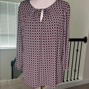 Elegant Burgundy and White Patterned  Liz Claiborne Women's Top
